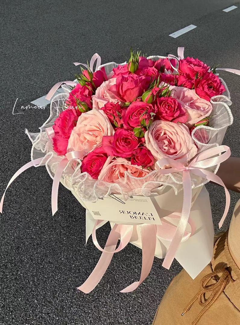 Behind the scenes at the L'Amour Fleuri studio